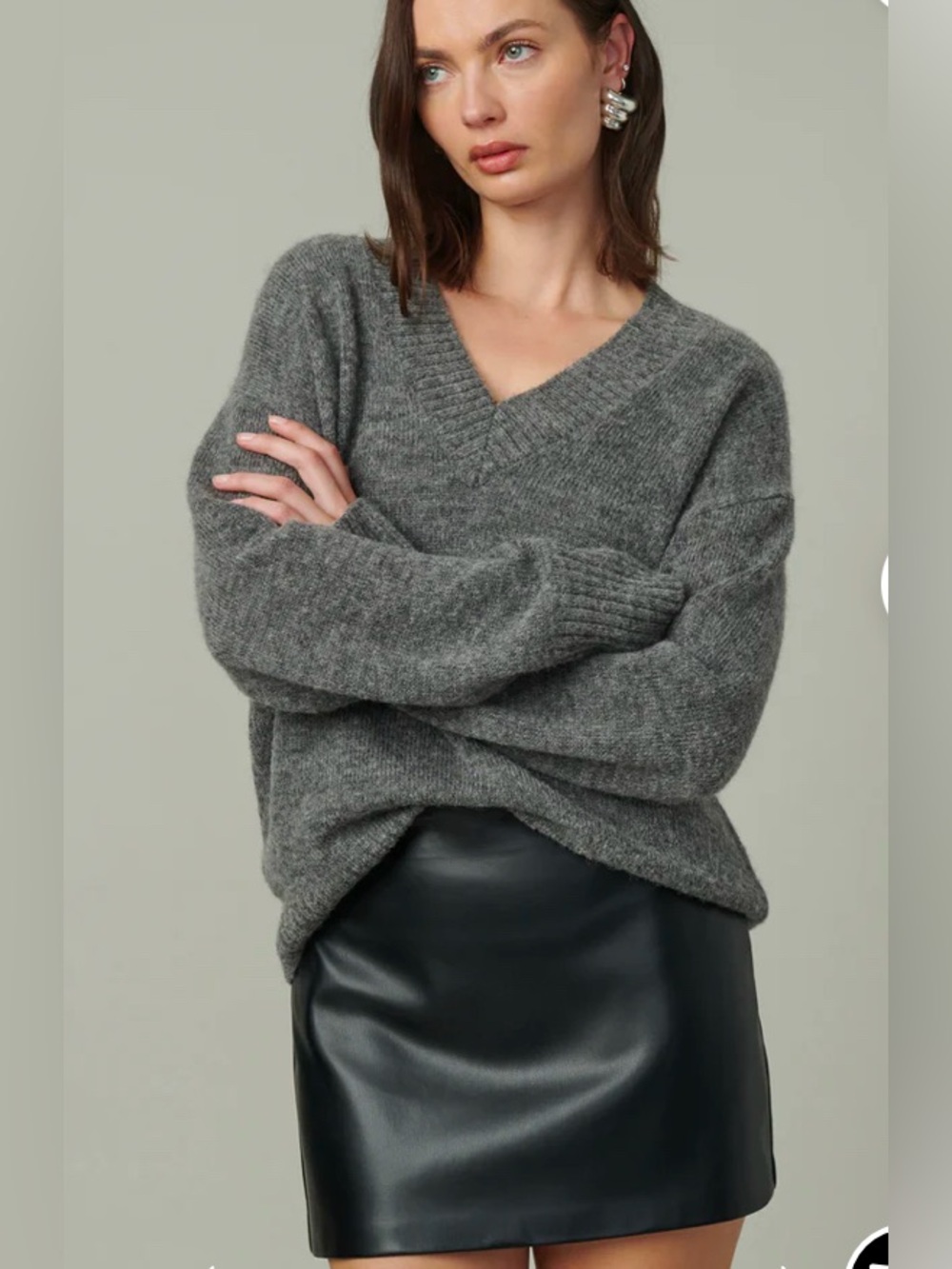 Joe's Jeans THE RYAN V NECK SWEATER SMALL BNWT MSRP $228.00-SOLD
OUT ONLINE!